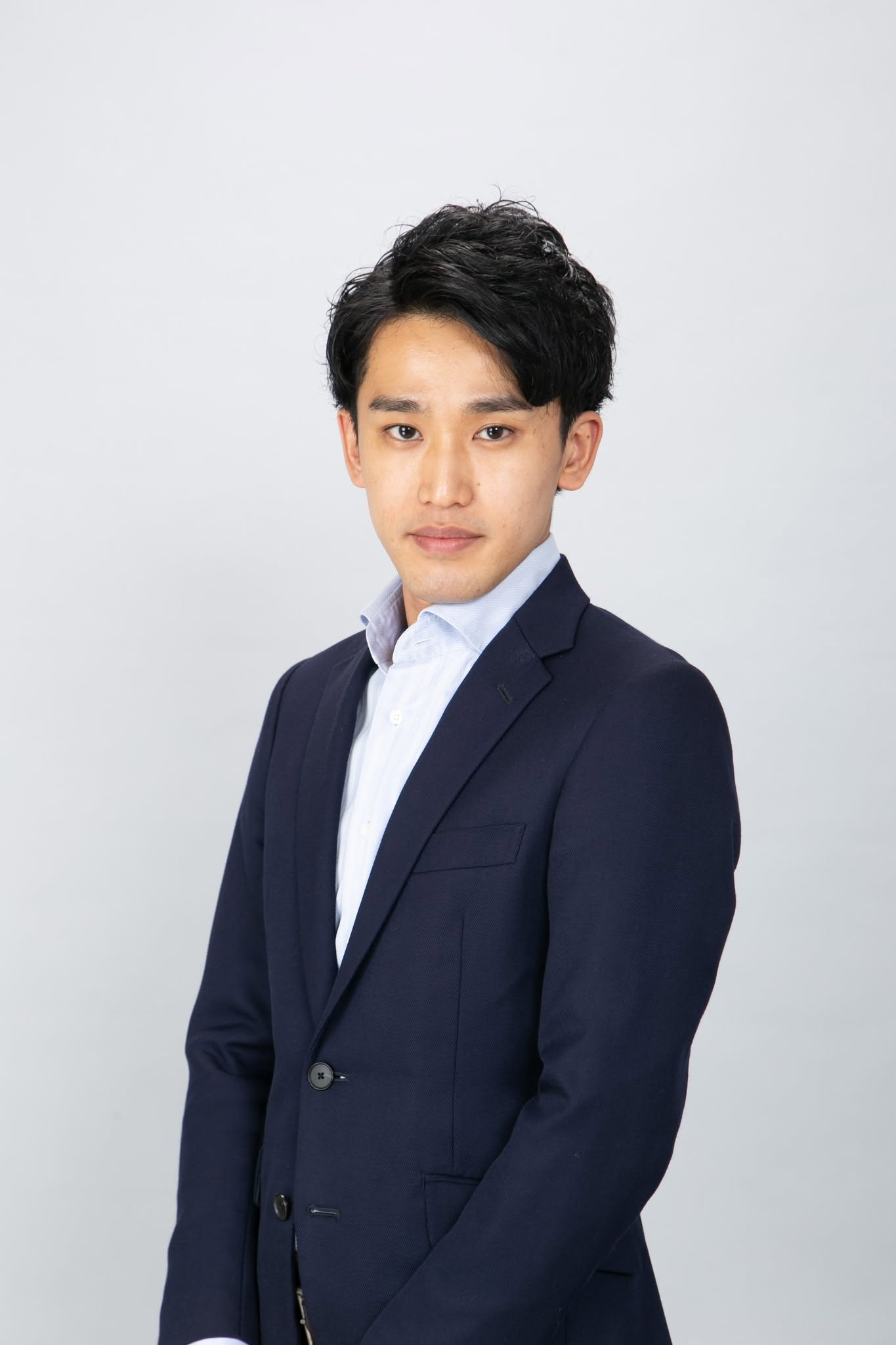 <span style="color: #353535;" data-color="#353535" class="lpcb-text-color">保泉泰宏氏</span>
